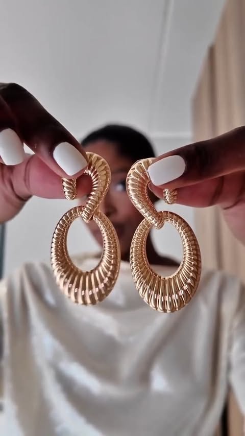 Instagram post by @zoliswa_gm for ALDO Shoes. Caption reads: These ladies classic tortoise shell with subtle....