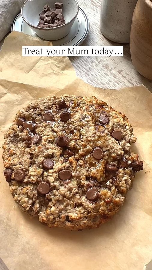 Instagram post by @hey_renu for Netmums. Caption reads: The perfect Mother’s Day treat! ❤️🍪

This....