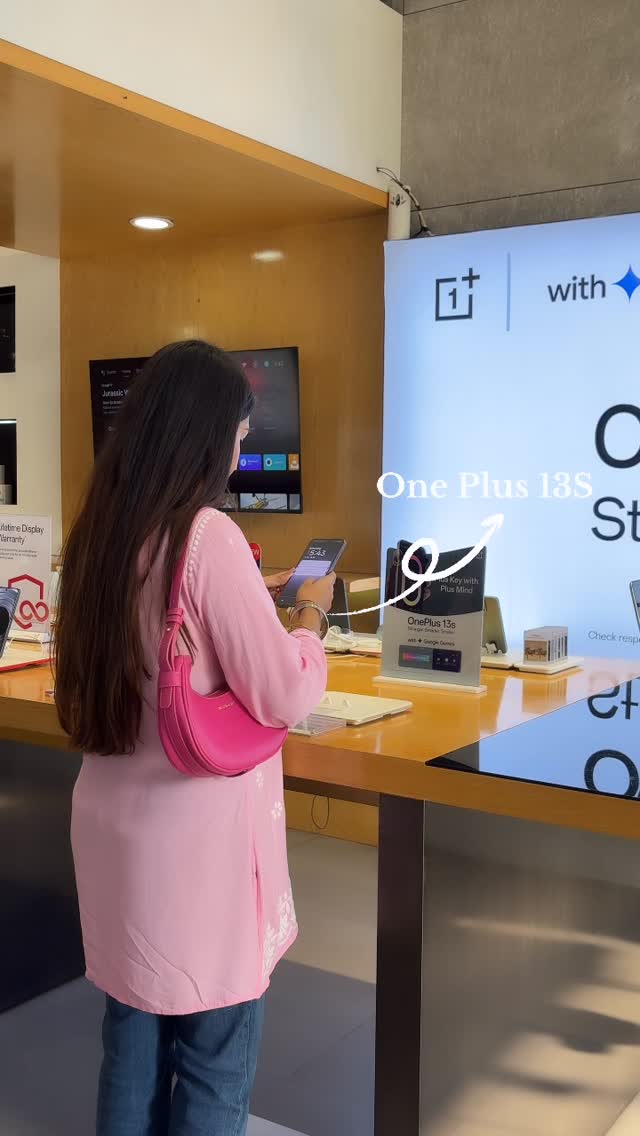 Instagram post by @rhea_kaushik for OnePlus. Caption reads: Enjoy Navratri Deals only at OnePlus experience....