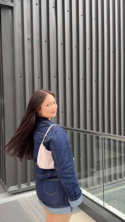 Instagram post by @kianna.d for Palmolive. Caption reads: [...] 💚✨
Smooth pa rin all day, thanks to the NEW....