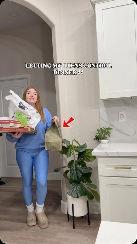 Instagram post by @jesssfam for DoorDash. Caption reads: [...] what everyone needs 😉 & bonus points....