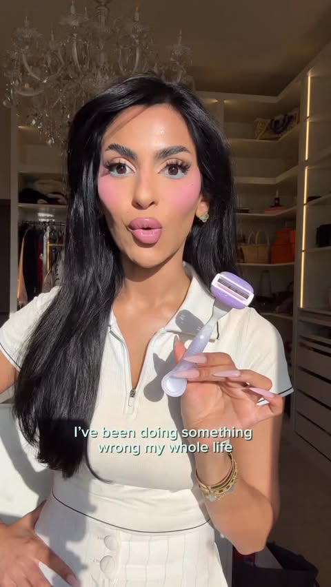 Instagram post by @hala.owais for Gillette Venus. Caption reads: [...] to tell you guys 🩵 Shaving with the....