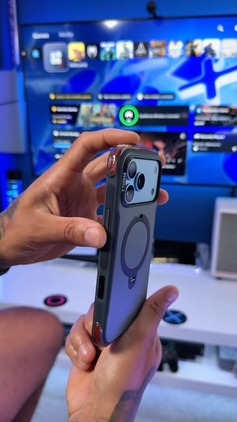 Instagram post by @stommagames for TORRAS. Caption reads: [...] My iPhone 18 Pro Max is now rocking the....