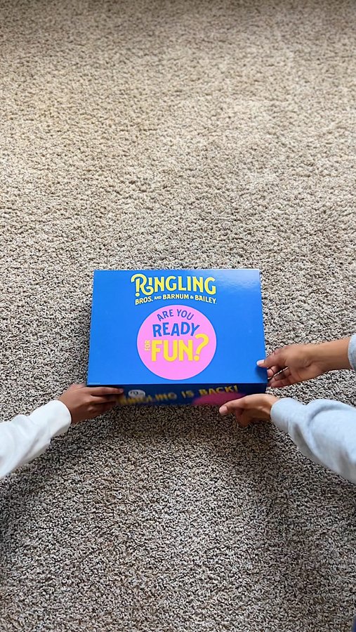 Instagram post by @puremomblog for Ringling. Caption reads: 📣Atlanta Families! 🎪 @ringling Ringling Bros.....