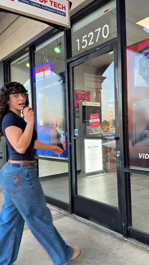 Instagram post by @hall_of_tech for AMD. Caption reads: Hiiiii this build is our FPS grim reaper....