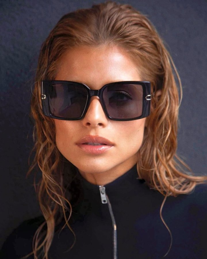 Instagram post by @isadoracruz for Marcolin. Caption reads: Ready for summer with @maxandco @marcolin_eyewear....