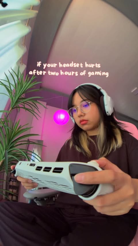 Instagram post by @coffee.and.notions for Logitech G. Caption reads: [...] the bass?? LOVE! thank you so much....