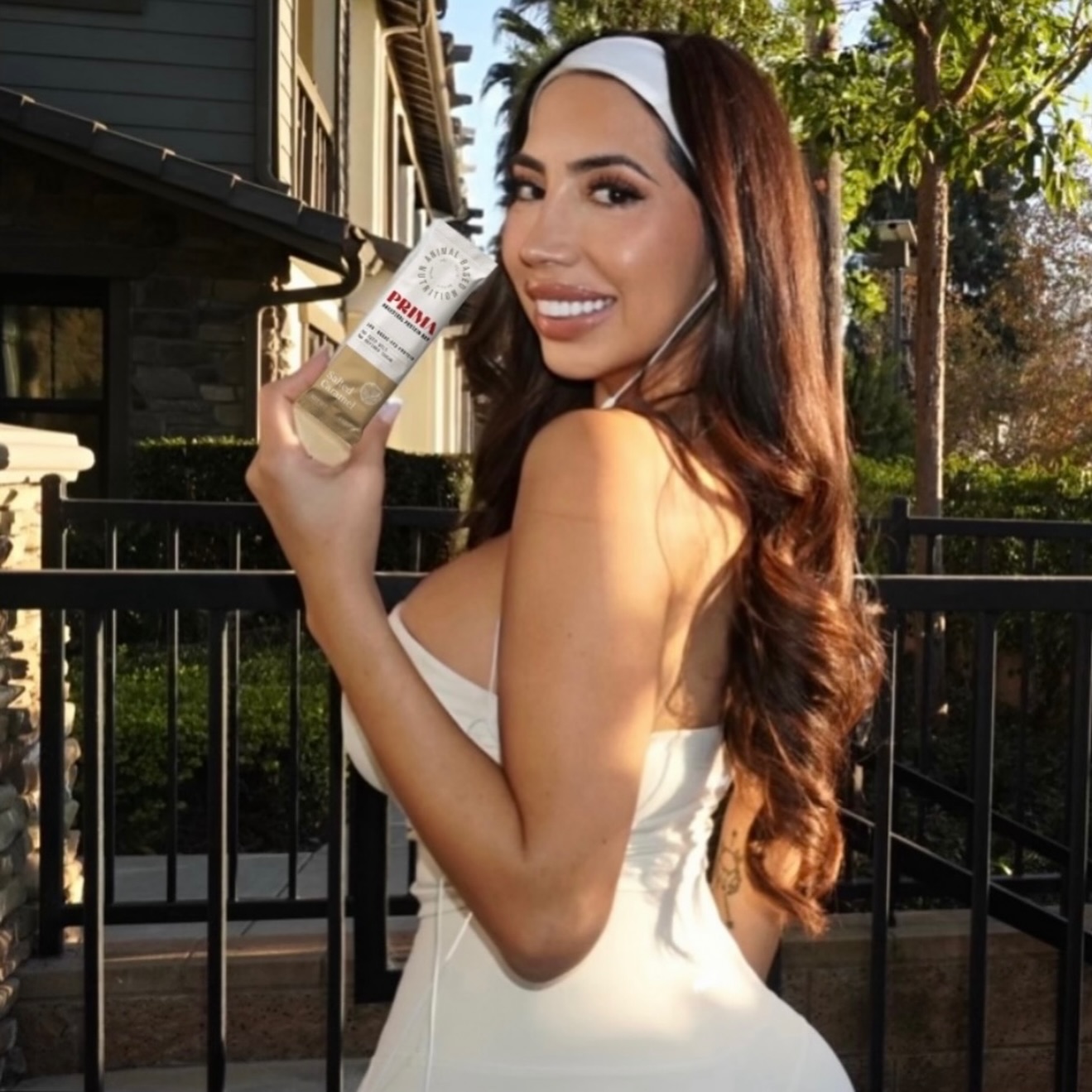 Instagram post by @nessa.marie.vee for PRIMA. Caption reads: @eatprima ❤️ 𝘚𝘰𝘧𝘵 𝘨𝘪𝘳𝘭 𝘧𝘶𝘦𝘭 LINK in....