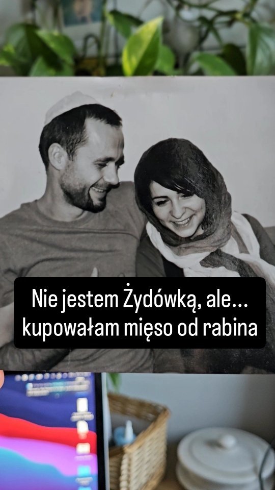 Instagram post by @zuzanna.marczynska for Mięsna Paczka. Caption reads: Nie jestem Żydówką, ale kilkanaście lat temu....
