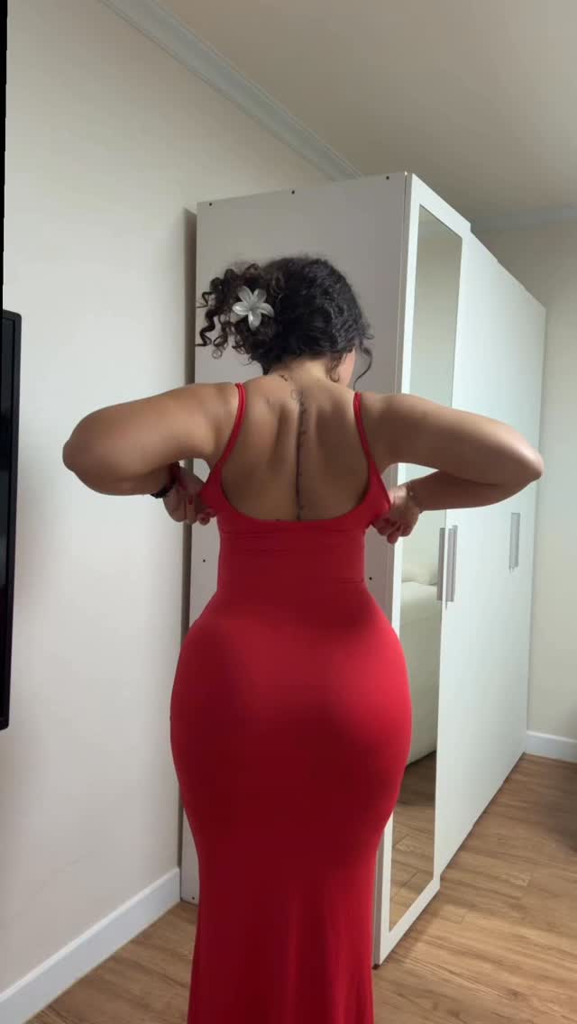 Instagram post by @s.liooora for Brabic. Caption reads: This dress 😍😍 My shapewear comes from....