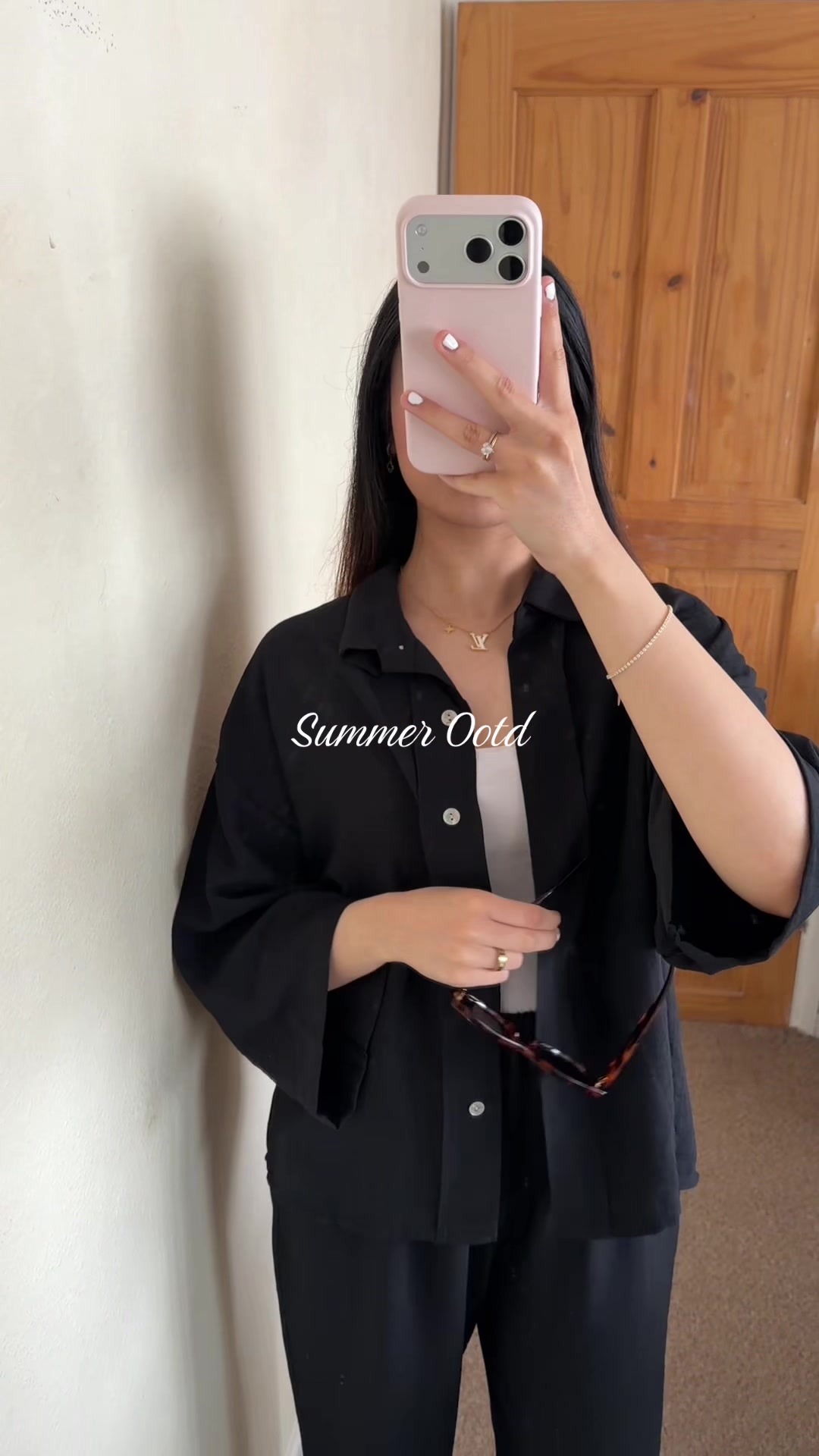 TikTok post by @mariaaax.o for emlavish. Caption reads: [...] #summeroutfits #summerfashion #fyp @emlavish.