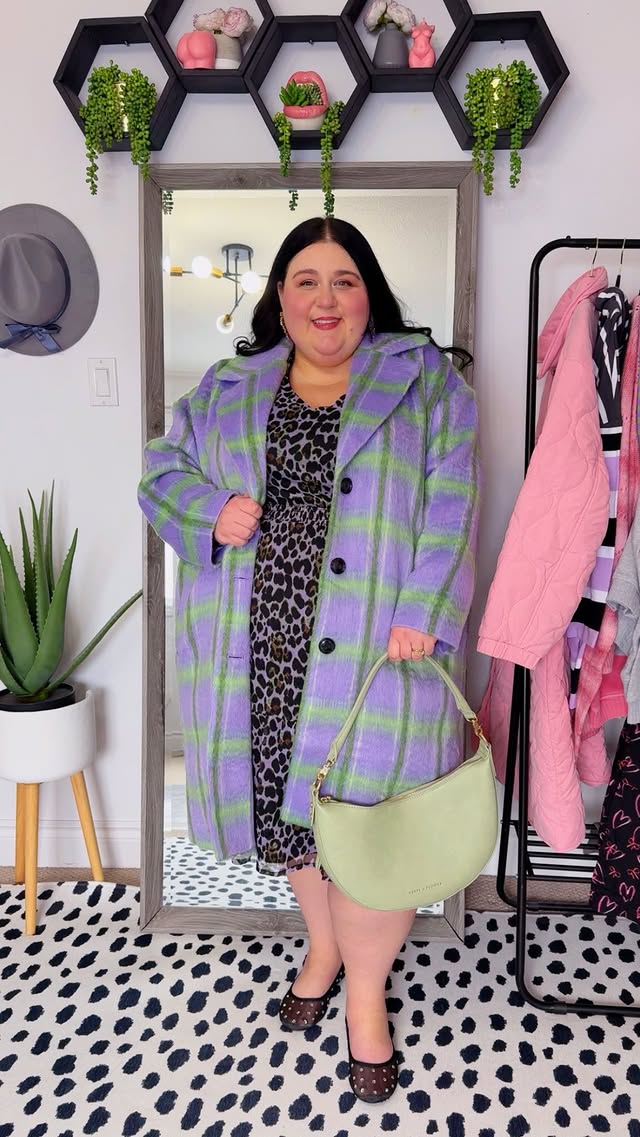 Instagram post by @curvy_chronicles for Ulla Popken. Caption reads: [...] ever worn. Tell me, do you prefer the....