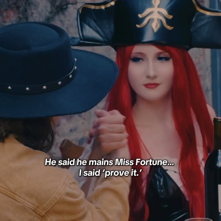 Instagram post by @suyinsama for RoleCosplay. Caption reads: [...] being her. 💪🏻😏💥

Huge thanks to....