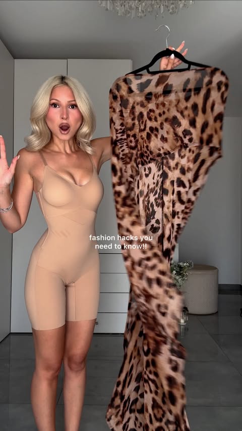 Instagram post by @sosazerafa for Honeylove. Caption reads: [...] 😮 Yay or Nay? Comment *WANT* for this....