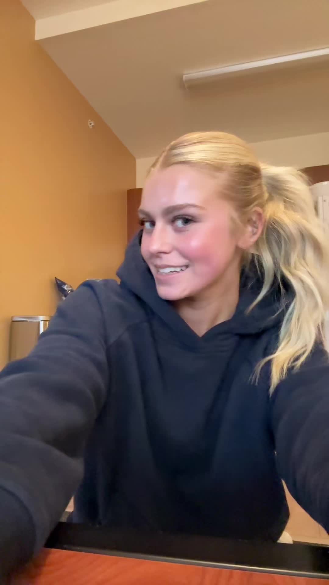 TikTok post by @_bryleiii for Niidor. Caption reads: [...] @Rhino USA @kookastyle hair extensions....