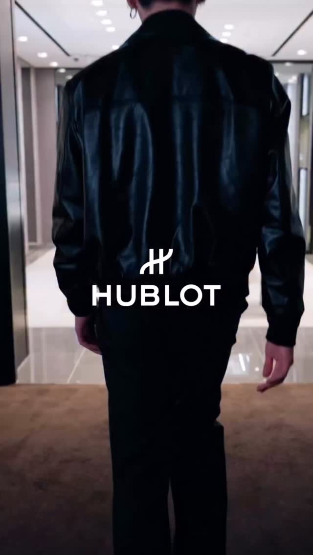 Instagram post by @jungkookmagazinestr for Hublot. Caption reads: Hublot, etkinliğinde Jungkook’un bu videosunu....