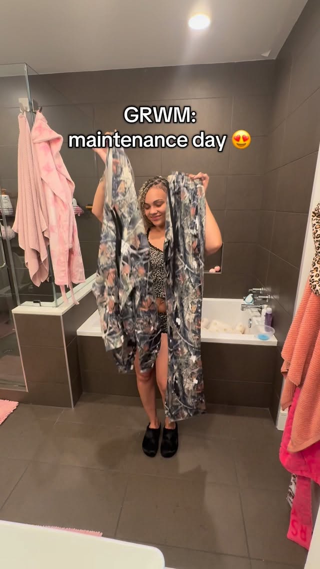 Instagram post by @roseleediiii for Rockstar Original. Caption reads: love wearing my @rockstaroriginal on maintenance....