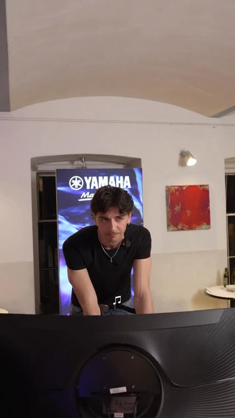 Instagram post by @zzzoku for Yamaha Music. Caption reads: how i made this beat mit yamaha music....