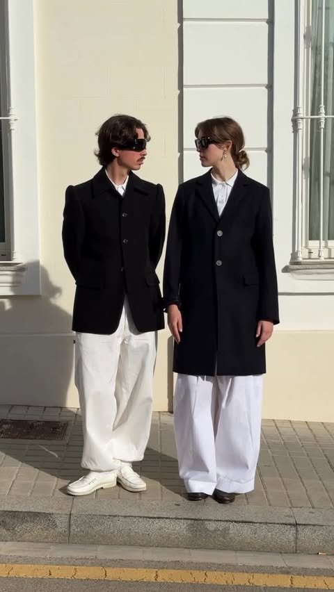 Instagram post by @diegovvelasco for Sunglass Hut. Caption reads: [...] gustan unas buenas gafas de sol 🕶️....