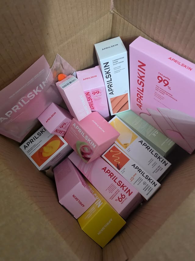 Instagram post by @janice_official for APRILSKIN. Caption reads: Thank you @aprilskin_global for this skincare....
