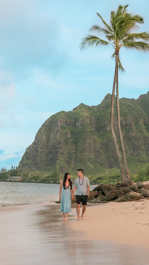 Instagram post by @ang.and.chris for Alaska Airlines. Caption reads: Send this to the person you’d take to Hawaiʻi 🌺....