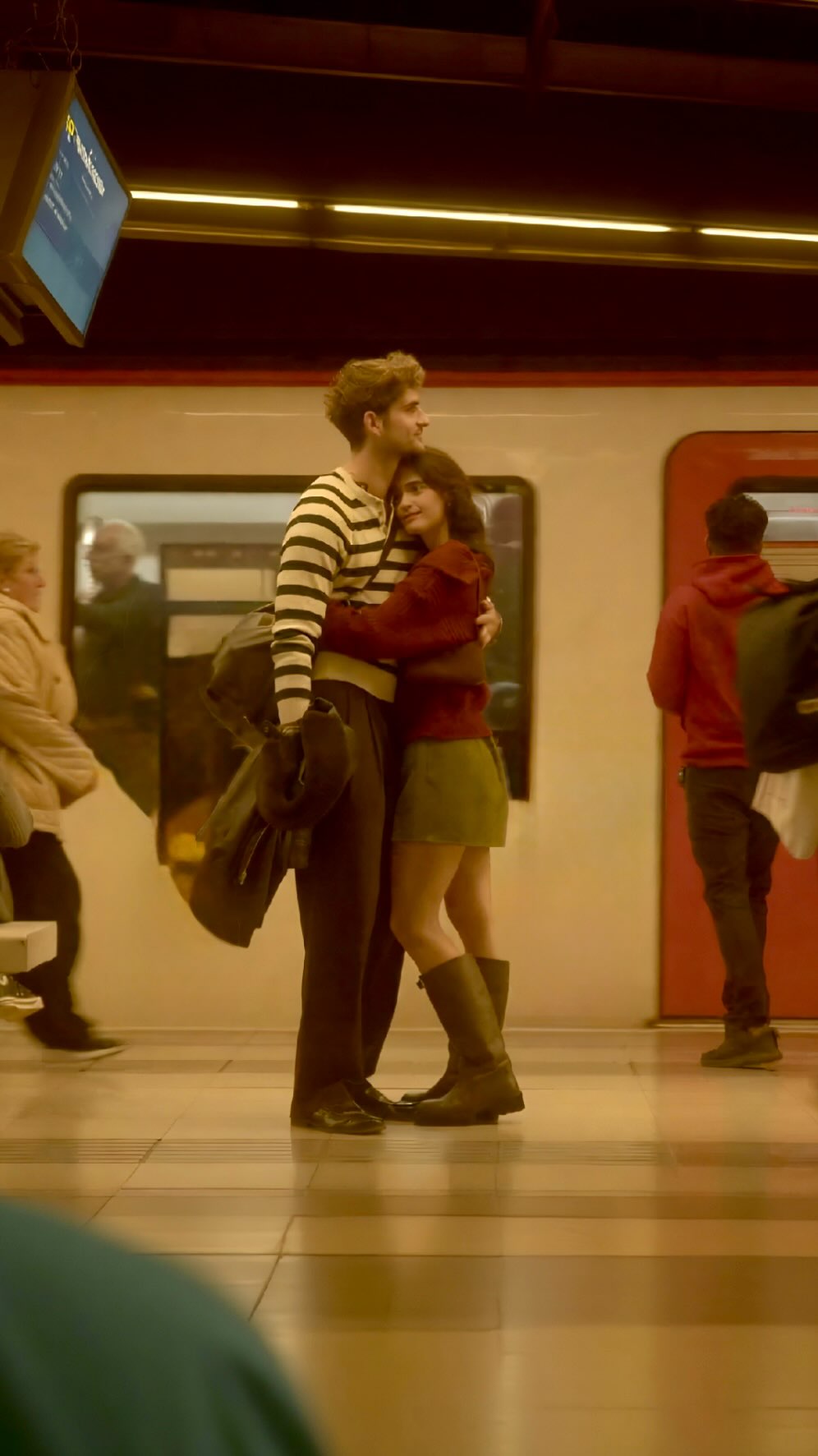 Instagram post by @mariona.roma for Preply. Caption reads: Publi He’s german, I’m spanish and we’re learning....