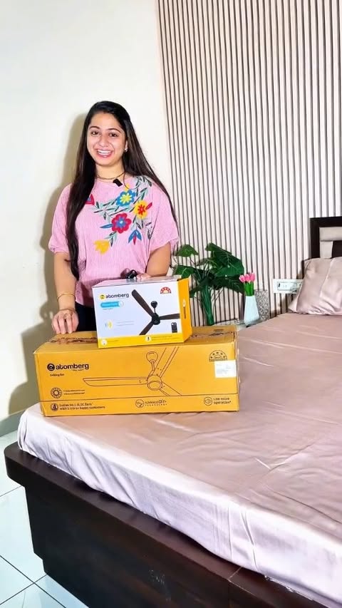 Instagram post by @muskanvijaysoni19 for Atomberg Technologies. Caption reads: ✨ Style bhi, savings bhi! ✨ Maine apne room ke....