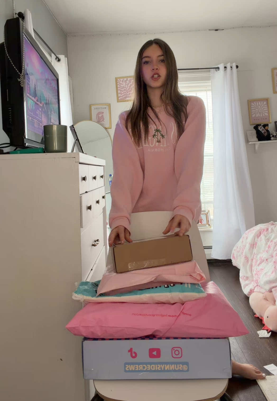 TikTok post by @.ella.elephant for PINK PALM PUFF. Caption reads: [...] sent me stuff! @Evereden @PINK PALM PUFF....