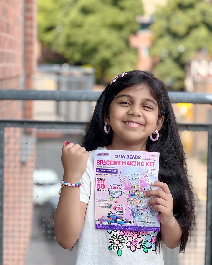 Instagram post by @sowmya2219 for Gionlion. Caption reads: [...] making kit This clay beads set from....