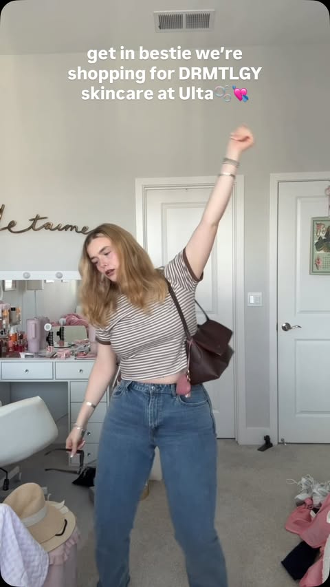 Instagram post by @itscarolineelise for DRMTLGY. Caption reads: [...] shopping with me!!✨🤭 love my new @drmtlgy....