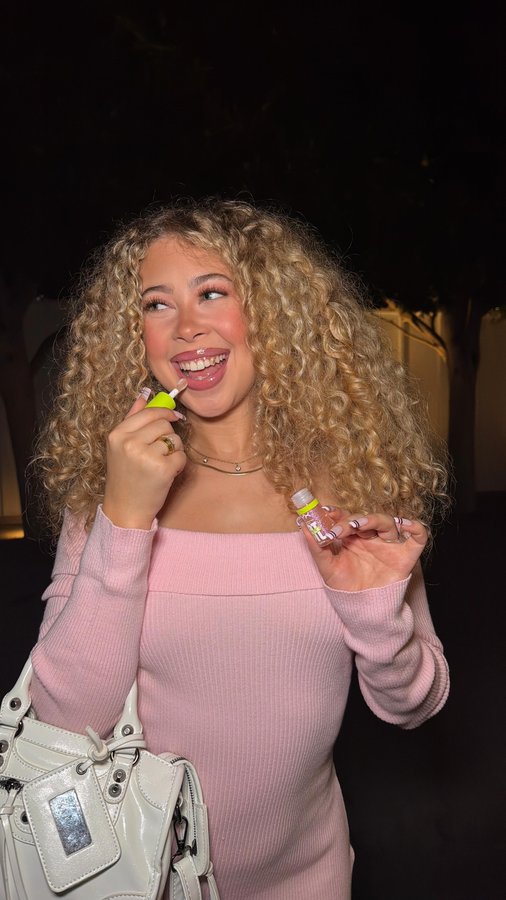 Instagram post by @themaliaelaine for NYX Cosmetics. Caption reads: #NYXCosmeticsPartner @nyxcosmetics has the perfect....