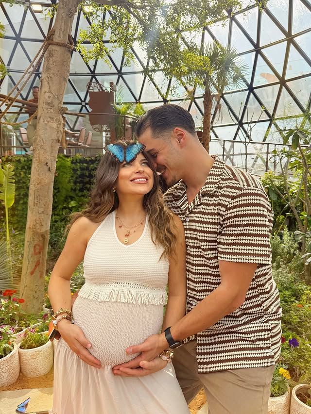 Instagram post by @kurtemre97 for Visit Abudhabi. Caption reads: Anzeige / Babymoon Dump👼🏼 @visitabudhabi . . .....