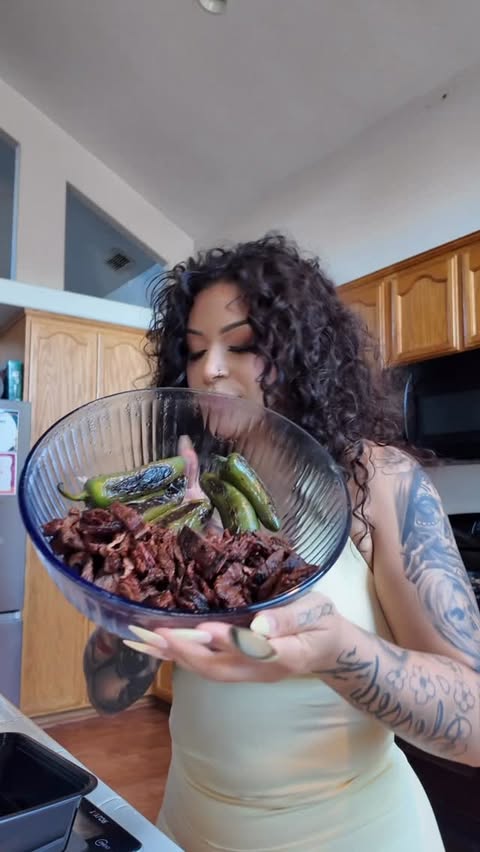 Instagram post by @kaaydaddy for MyFitnessPal. Caption reads: [...] meals and track their macros with....