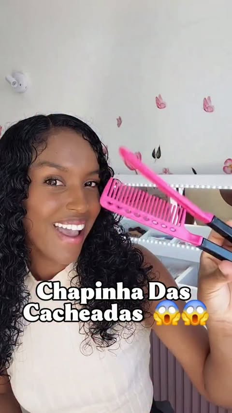 Instagram post by @cecilia_lua_23 for Mercado Livre. Caption reads: Apaixonadaaa😱😱😱... 🆔️MP7JMW-WWNM @mercadolivre....