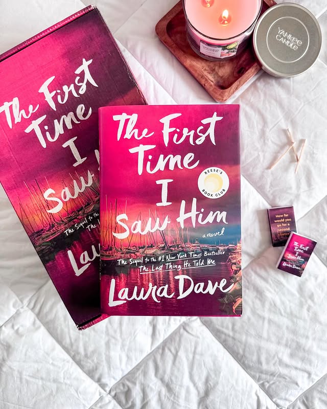 Instagram post by @amy_alwaysreading for Yankee Candle. Caption reads: ✨Tantalizing Tuesday! The First Time I saw Him by....