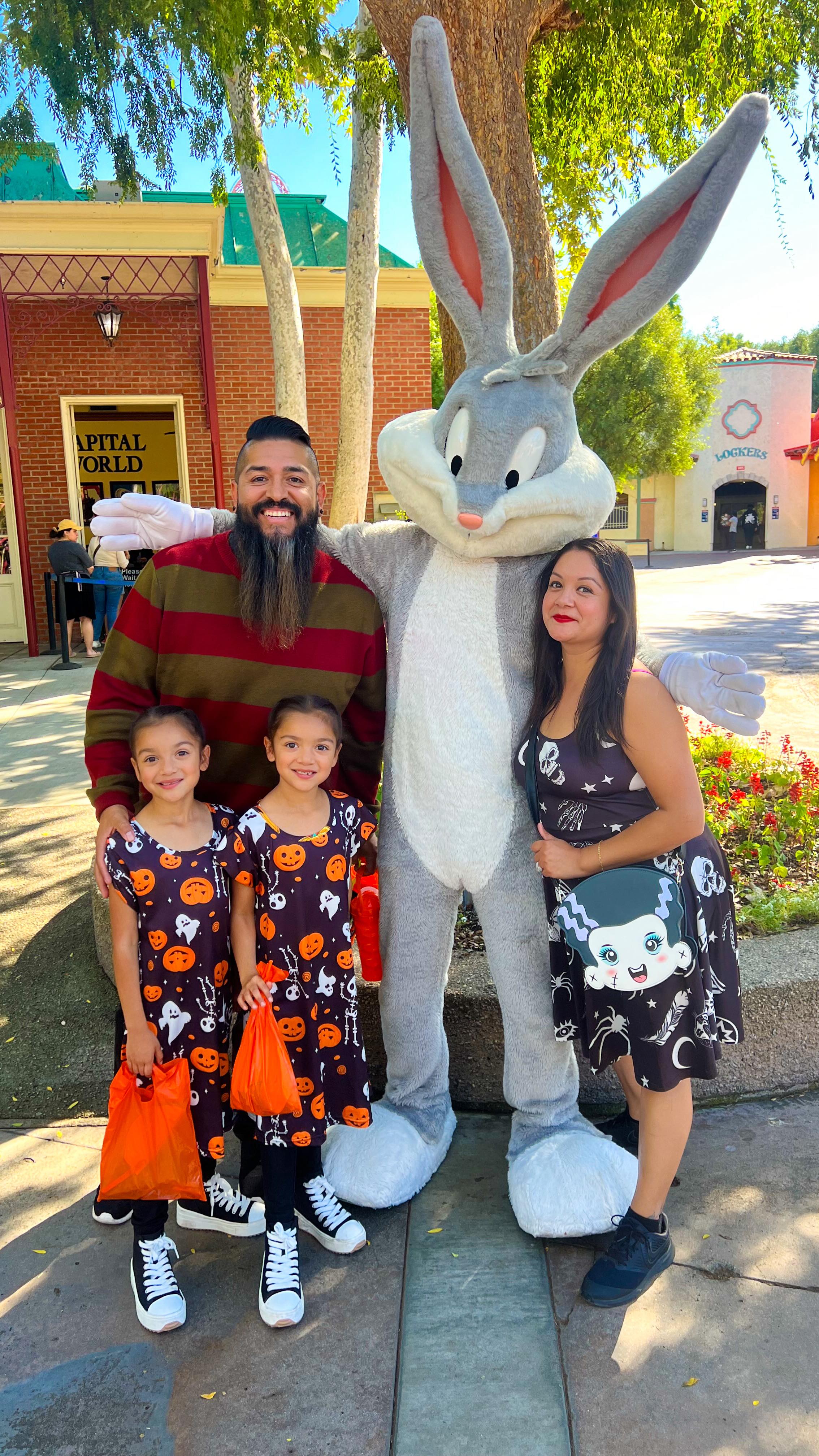 Instagram post by @flores_twins_and_fam for Six Flags. Caption reads: [...] and this time it has brought us to Six Flags....