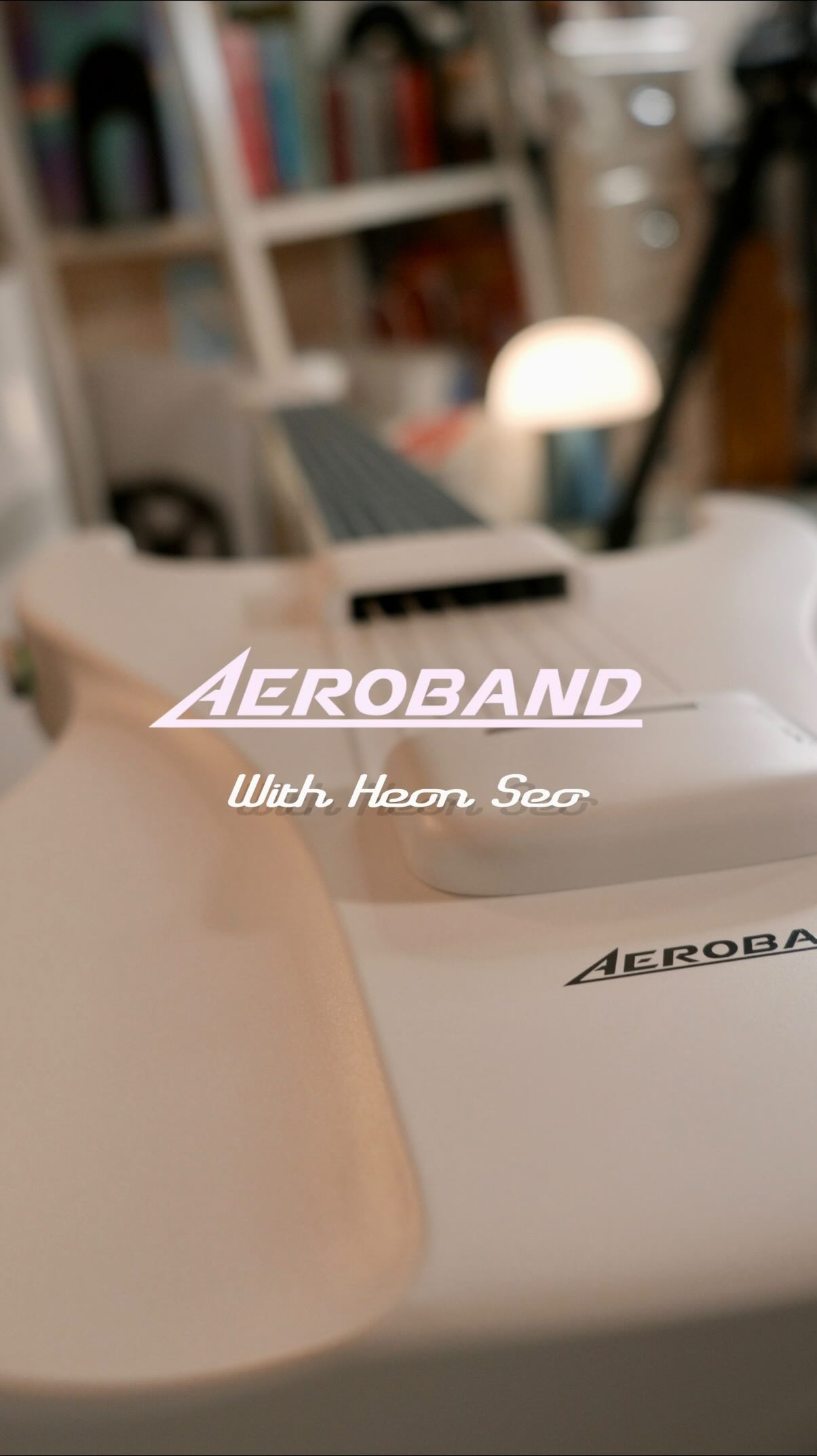 Instagram post by @hunsintheair for Aeroband. Caption reads: ‘AEROBAND X HEON SEO’
기타 하나로 커버곡 만들기?! [...].