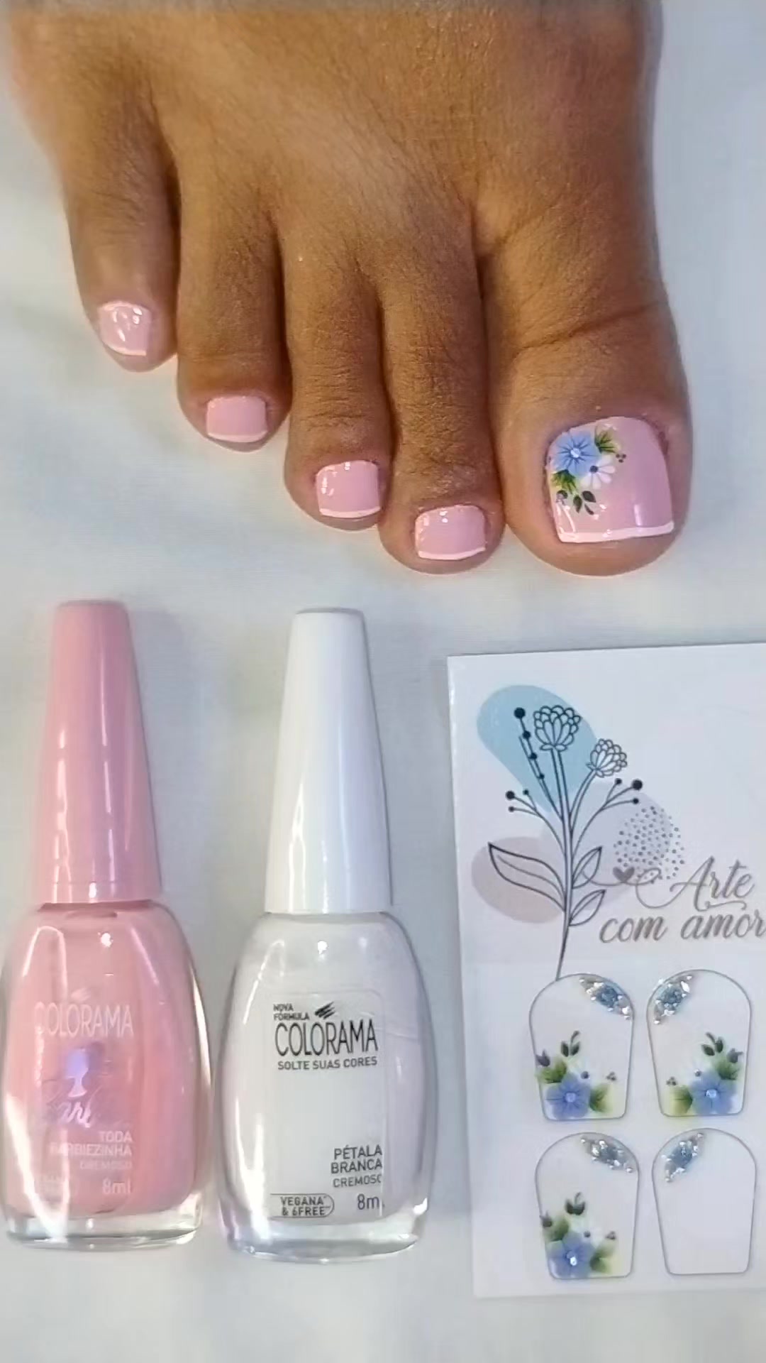 TikTok post by @solange.unhas_ for Esmalte Colorama. Caption reads: [...] #promobarbiecolorama @Esmalte Colorama 🌈.