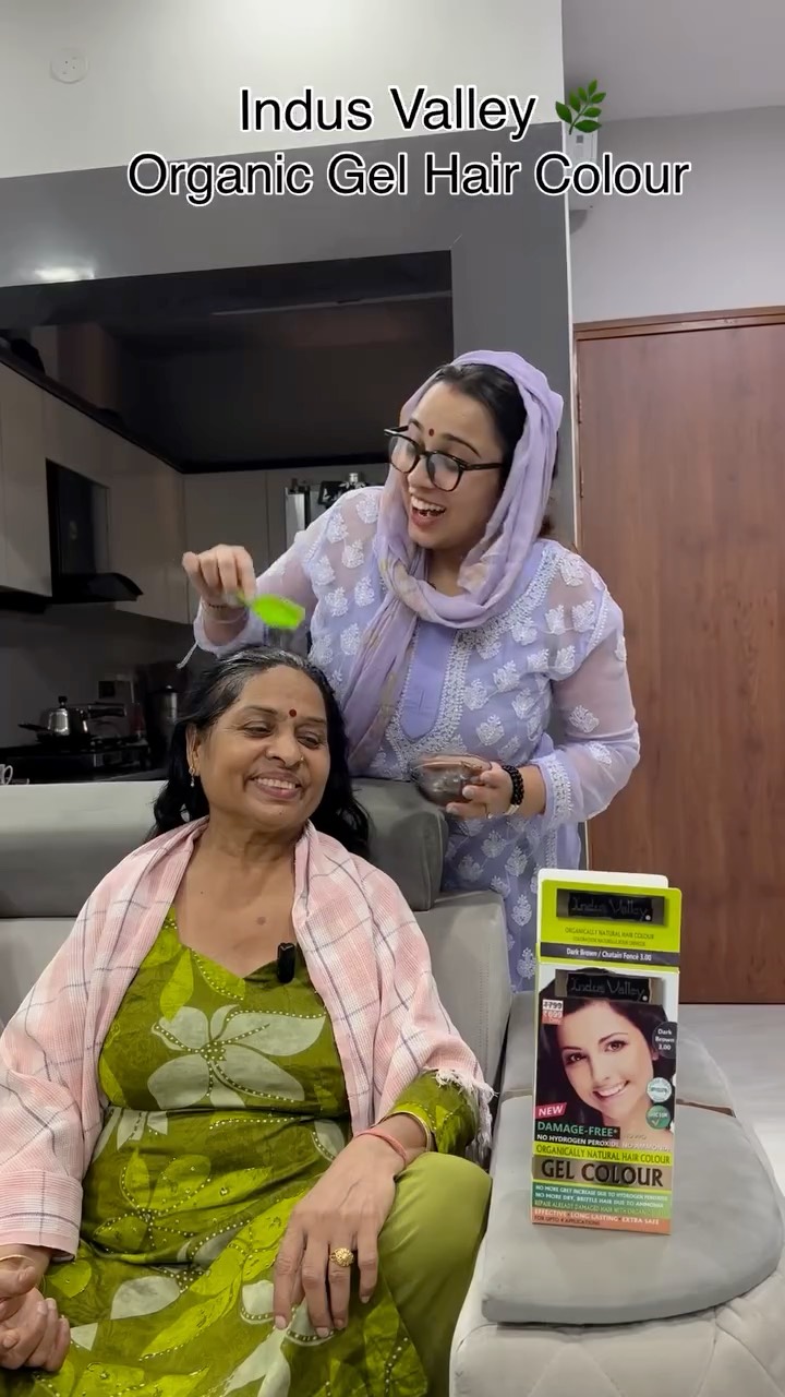 Instagram post by @surbhi_hunny for Indus Valley Organic Beauty. Caption reads: Give your hair a natural touch with Indus Valley....