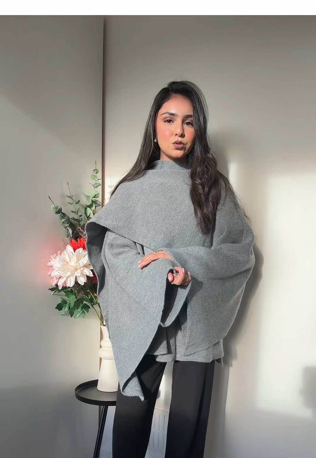 TikTok post by @iitszainabb for emlavish. Caption reads: [...] be missed during Black Friday!🤭 #fyp....