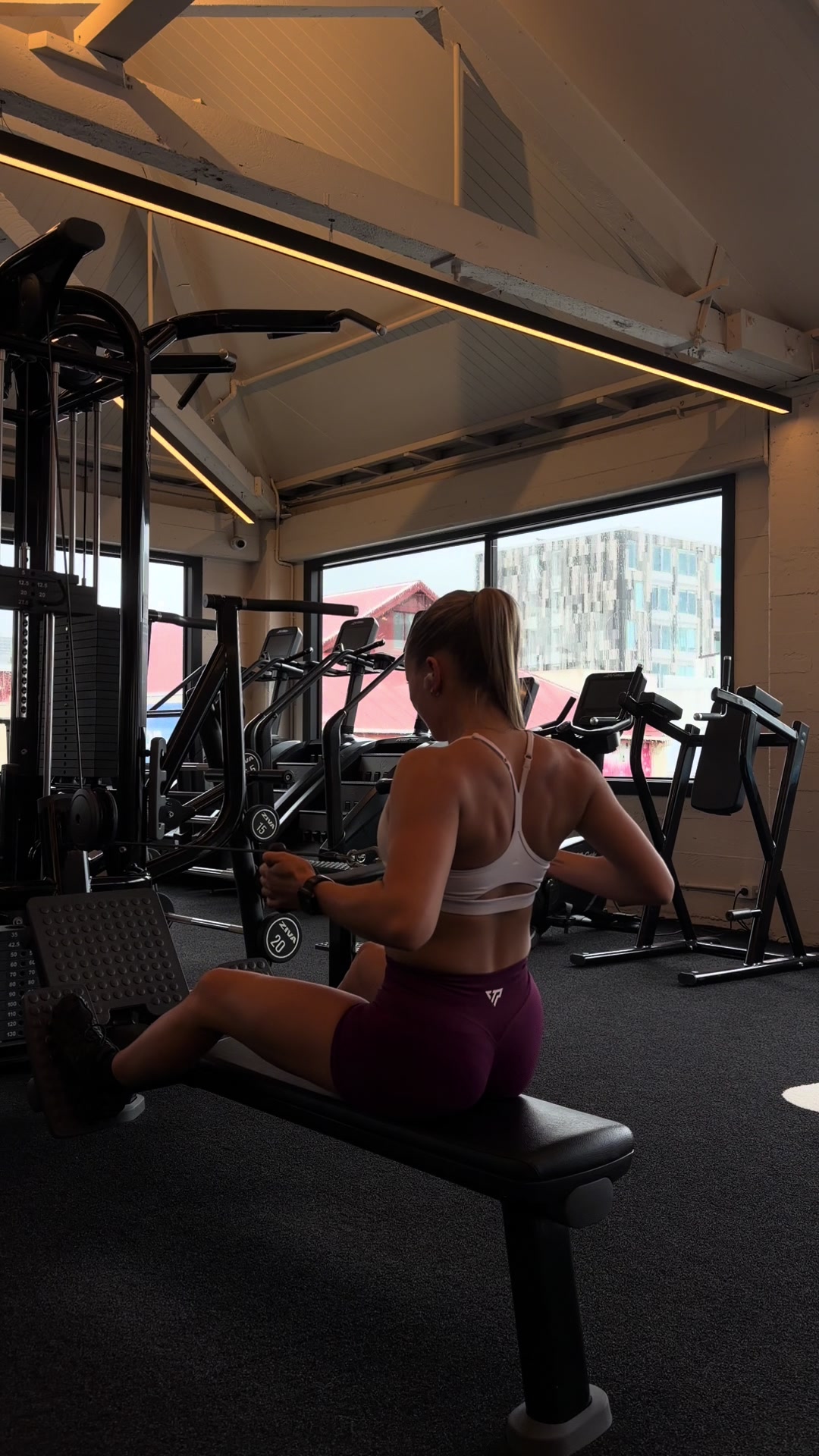 TikTok post by @fitwithzaa for Oxyenergy. Caption reads: Check out @oxyenergynz Vitamin C!! #fyp....