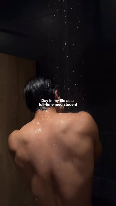 Instagram post by @petermkle for Therabody. Caption reads: day in my life w @therabody #ad.