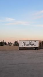 Instagram post by @b.usch for Coffee mate. Caption reads: Romantizando mi mañana #CoffeeMate #Extracremoso,....