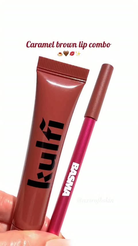 Instagram post by @axtrofbskin for Kulfi Beauty. Caption reads: [...] #fallmakeup #brownlipliner Kulfi beauty lip....