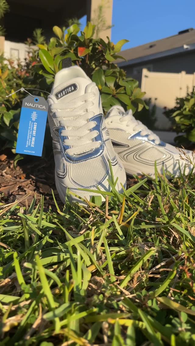 Instagram post by @lifebymel3 for Nautica. Caption reads: Stepping into comfort and style with my Nautica....