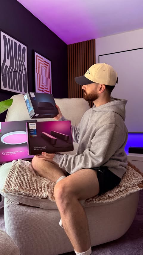 Instagram post by @zachs.space for Philips Hue. Caption reads: How I get my lights to do this 💡 The @philipshue....