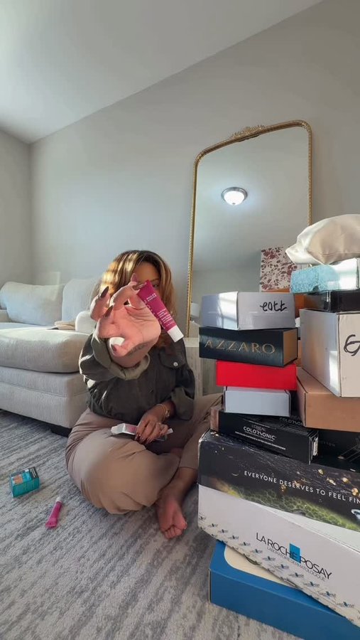 Instagram post by @iambrandyalexis for Naturium. Caption reads: Wow, just wow 🥹💗 
GIVEAWAY RULES 
1. LIKE THIS....