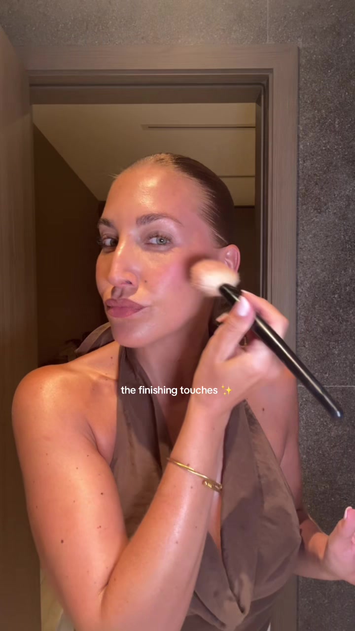 TikTok post by @maddiecaster0 for Dialect Södertälje. Caption reads: @nyxcosmetics_uk body oil 🥥 @DIALECT amber fusion....