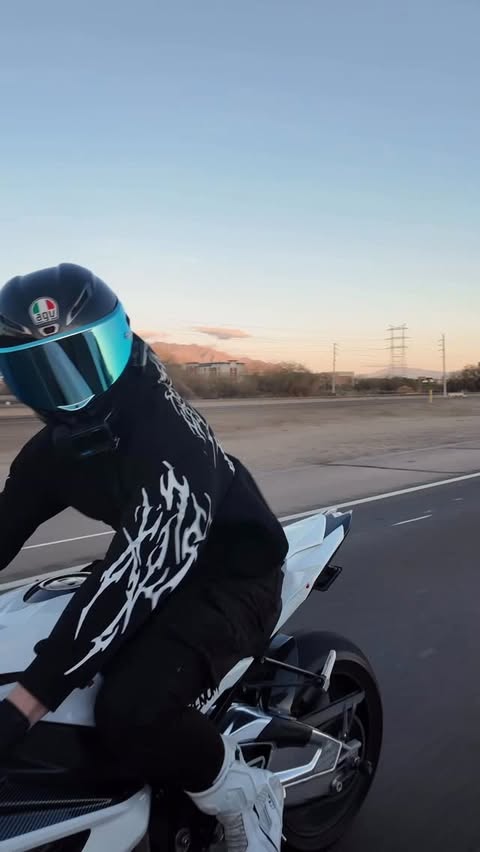 Instagram post by @venom_s1k_ for Amotopart. Caption reads: [...] CODE VENOM @ilmracing_official....