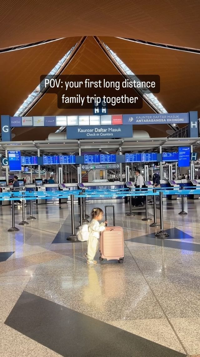 Instagram post by @jmiefu for Universal Traveller. Caption reads: [...] from our trip ❤️ @airways_travel....